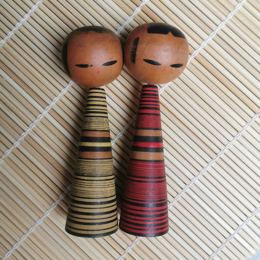 Poupée Kokeshi miniature créative vintage, poupées en bois souvenir.