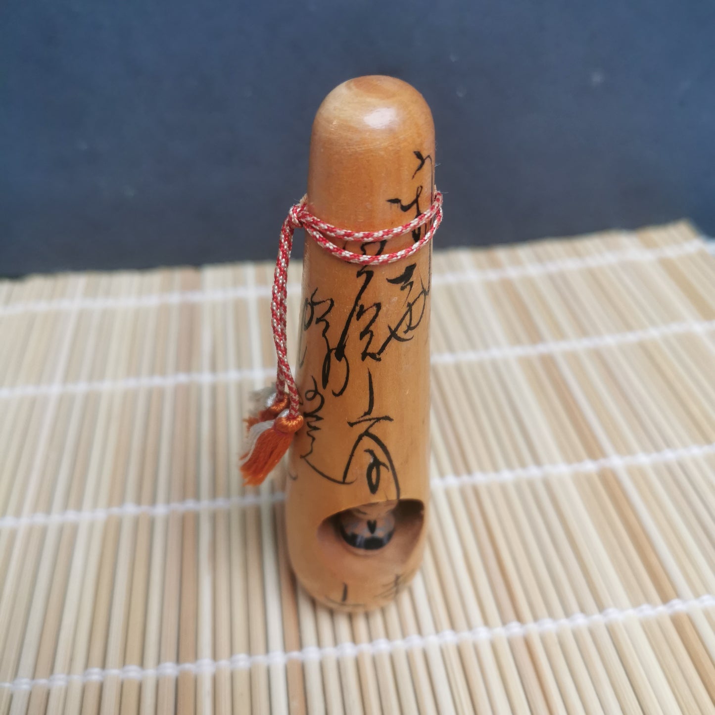 Mini Poupée Kokeshi - Souvenir Japonais en Bois Sculpté