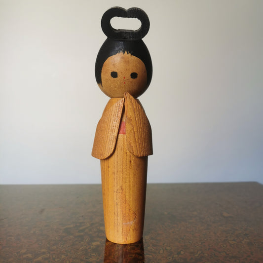 Poupée Kokeshi Créative Sosaku par Riyoichi Funayama - Charmante Décoration Intérieure