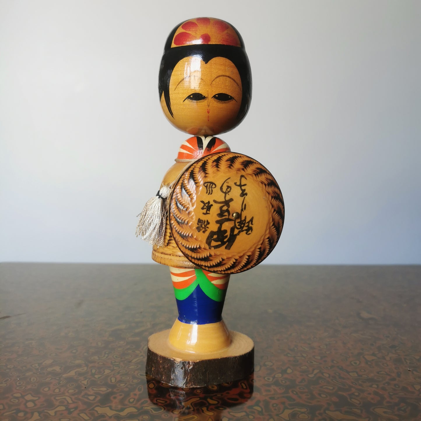 Poupée Kokeshi "Izu no Odoriko" – Charmant Souvenir du Japon en Bois, Élégante Femme en Kimono