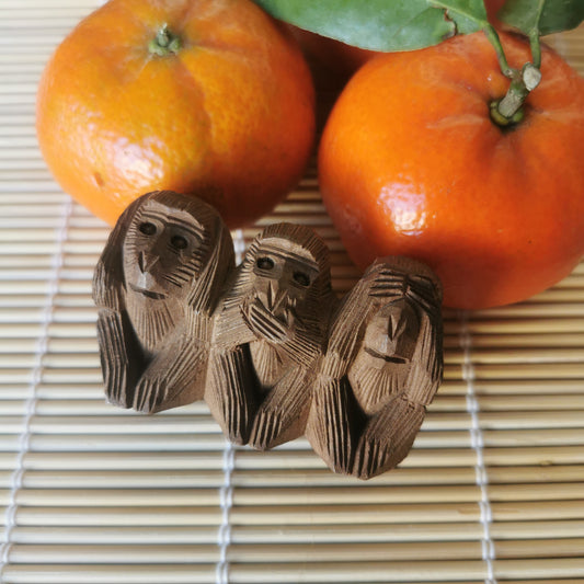 Les Trois Singes Sages – Figurine Okimono en Bois Ittobori – Sculpture Japonaise Authentique