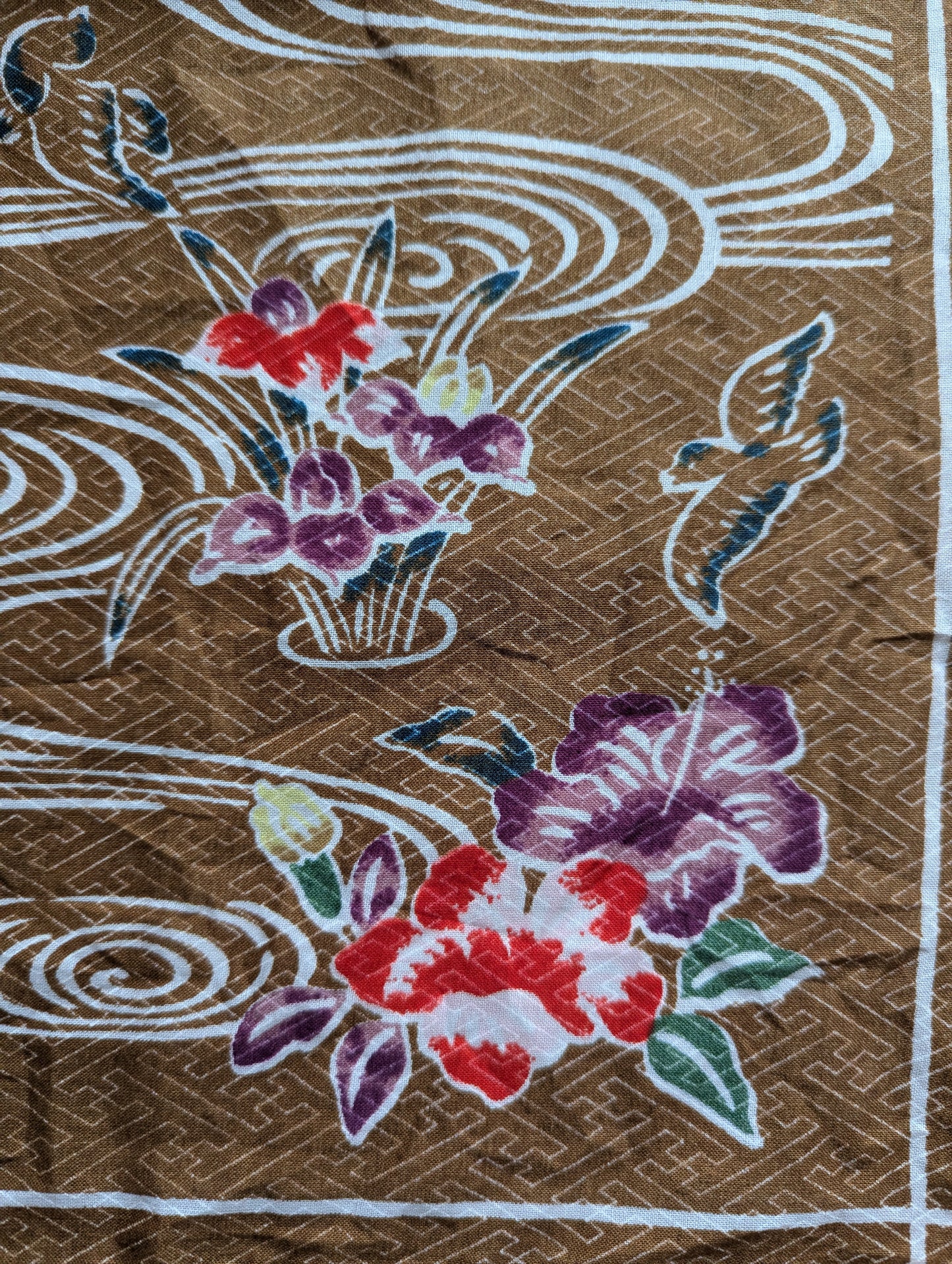 Furoshiki, tissu Japonais: Un Voyage Fluvial en Fleurs, 52 x 52 cm.