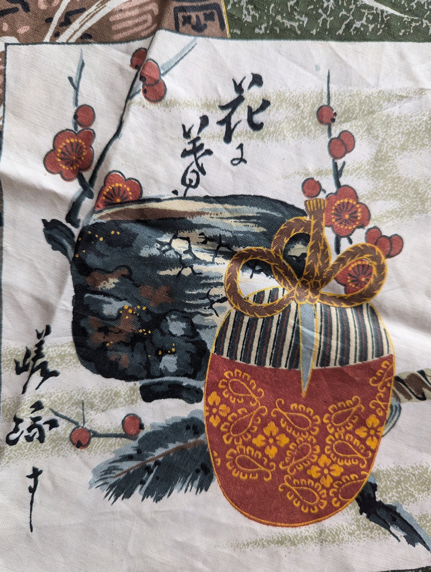 Grand Furoshiki, tissu vert oiseaux bambous,  67 x 68 cm