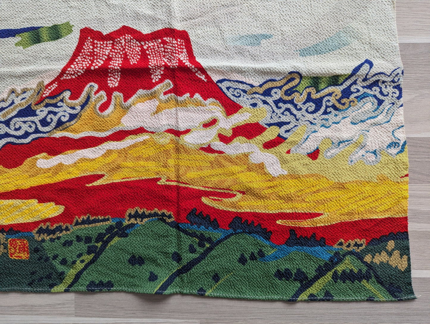 Furoshiki Japonais – Mont Fuji en Soie par Kataoka Tamako, 45 x 45 cm