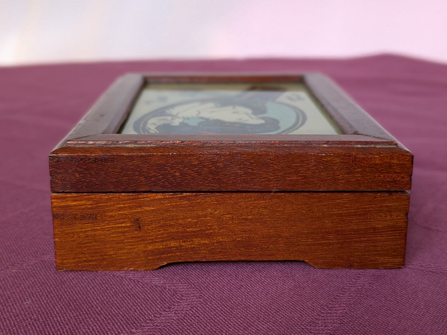 Boîte à bijoux vintage en bois - Inspiration d'Estampe Ukiyo-e Portrait de Bijin par Utagawa Kuniyasu, Artisanat japonais Mid-Century