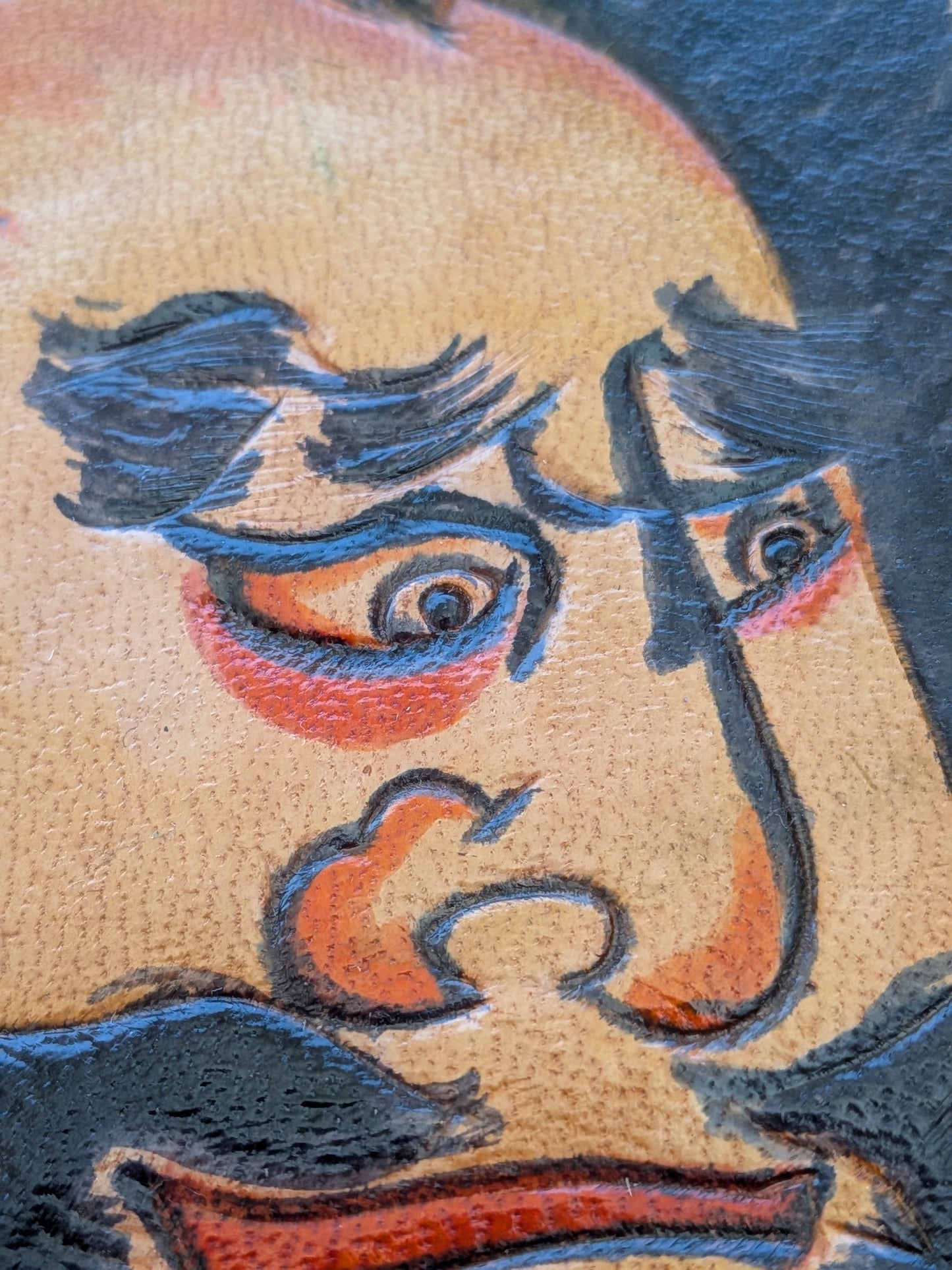 Rare Gravure sur Cuir Repoussé – Design Traditionnel de Cerf-Volant de Tsugaru (Japon)